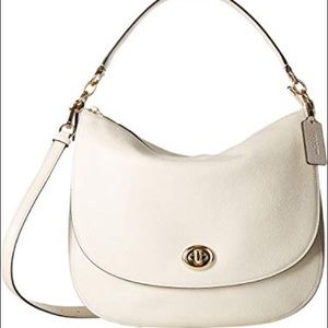 Coach Pebble Leather Hobo 🌸
